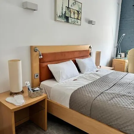 G - H3-1OG-Zimmer 6 Düsseldorf